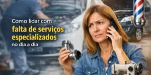 Mulher preocupada ao telefone com peça de encanamento na mão e máquina de costura na mesa